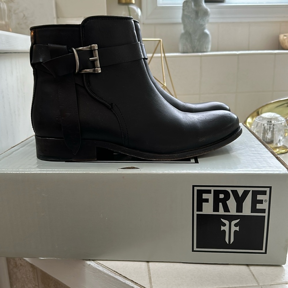 Frye women’s short boots black